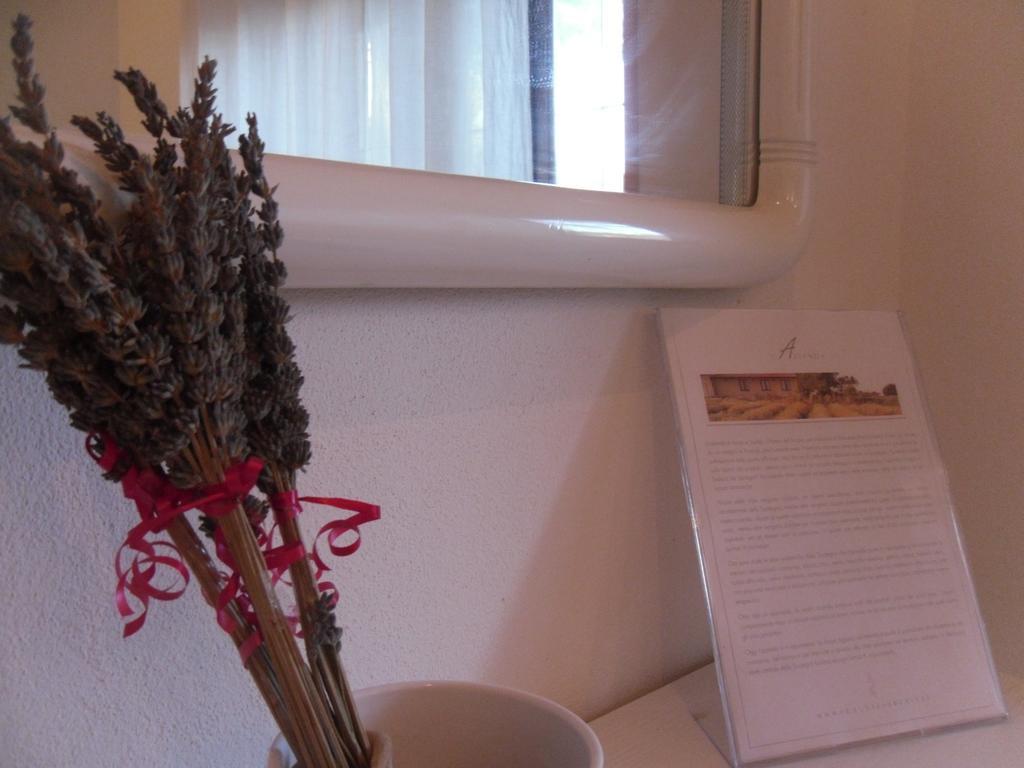 B&B Fragus E Saboris De Sardigna Sadali Habitación foto